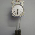 692 5682 WALL CLOCK